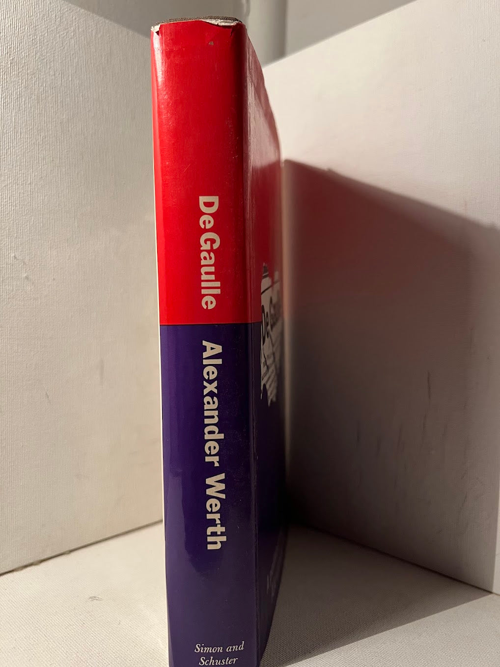 De Gaulle: A Political Biography by Alexander Werth