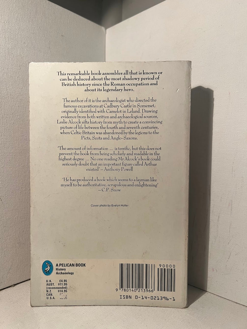 Arthur's Britain by Leslie Alcock