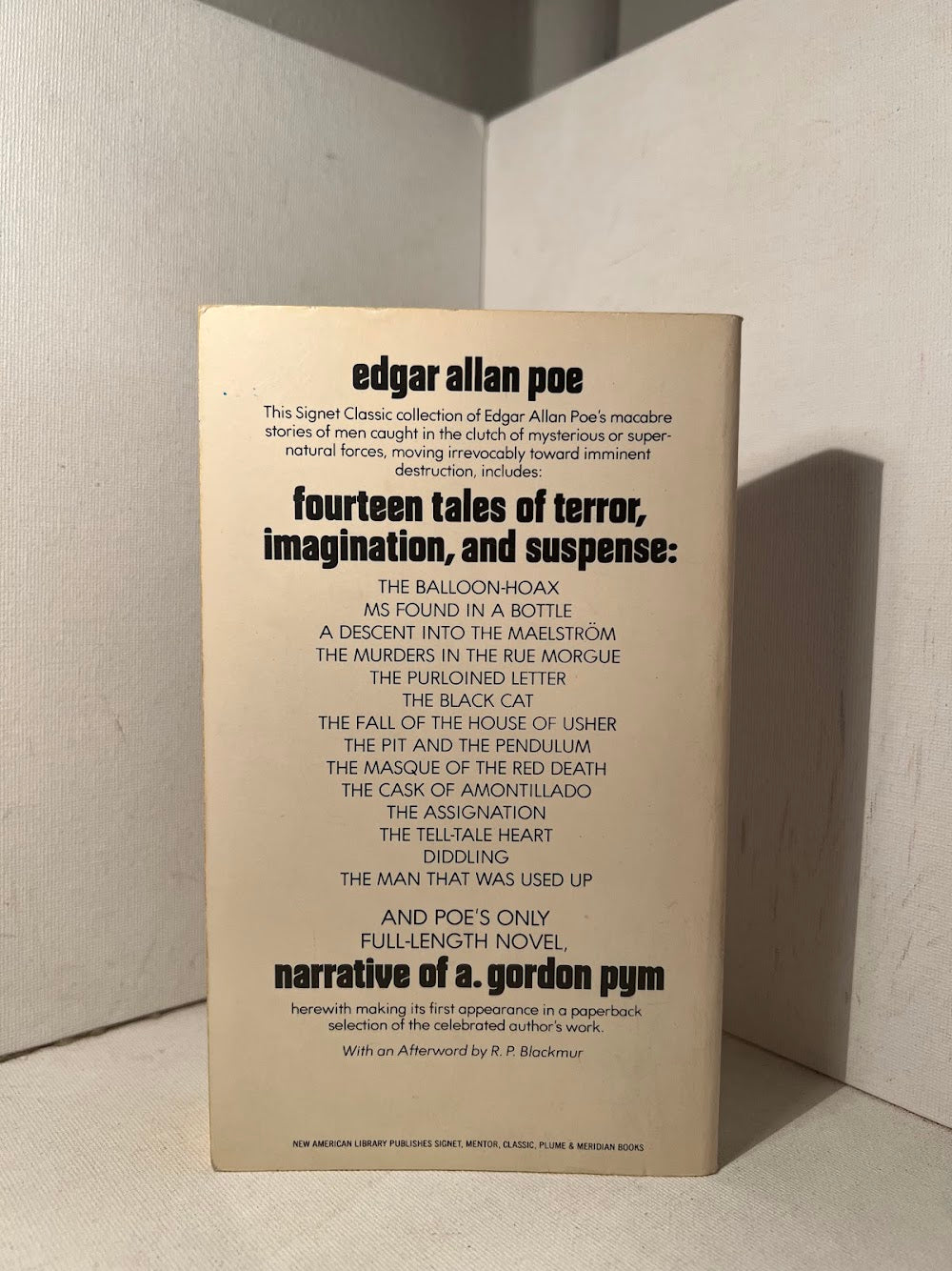 The Fall of the House of Usher and Other Tales by Edgar Allan Poe