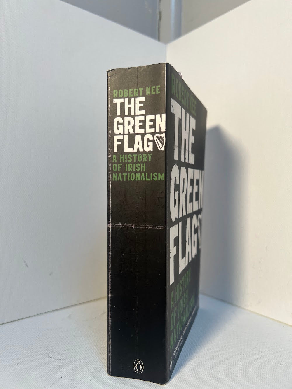 The Green Flag - A History of Irish Nationalism by Robert Kee