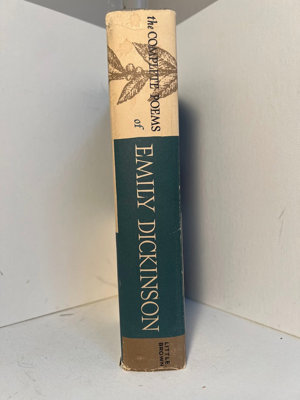 The Complete Poems of Emily Dickinson