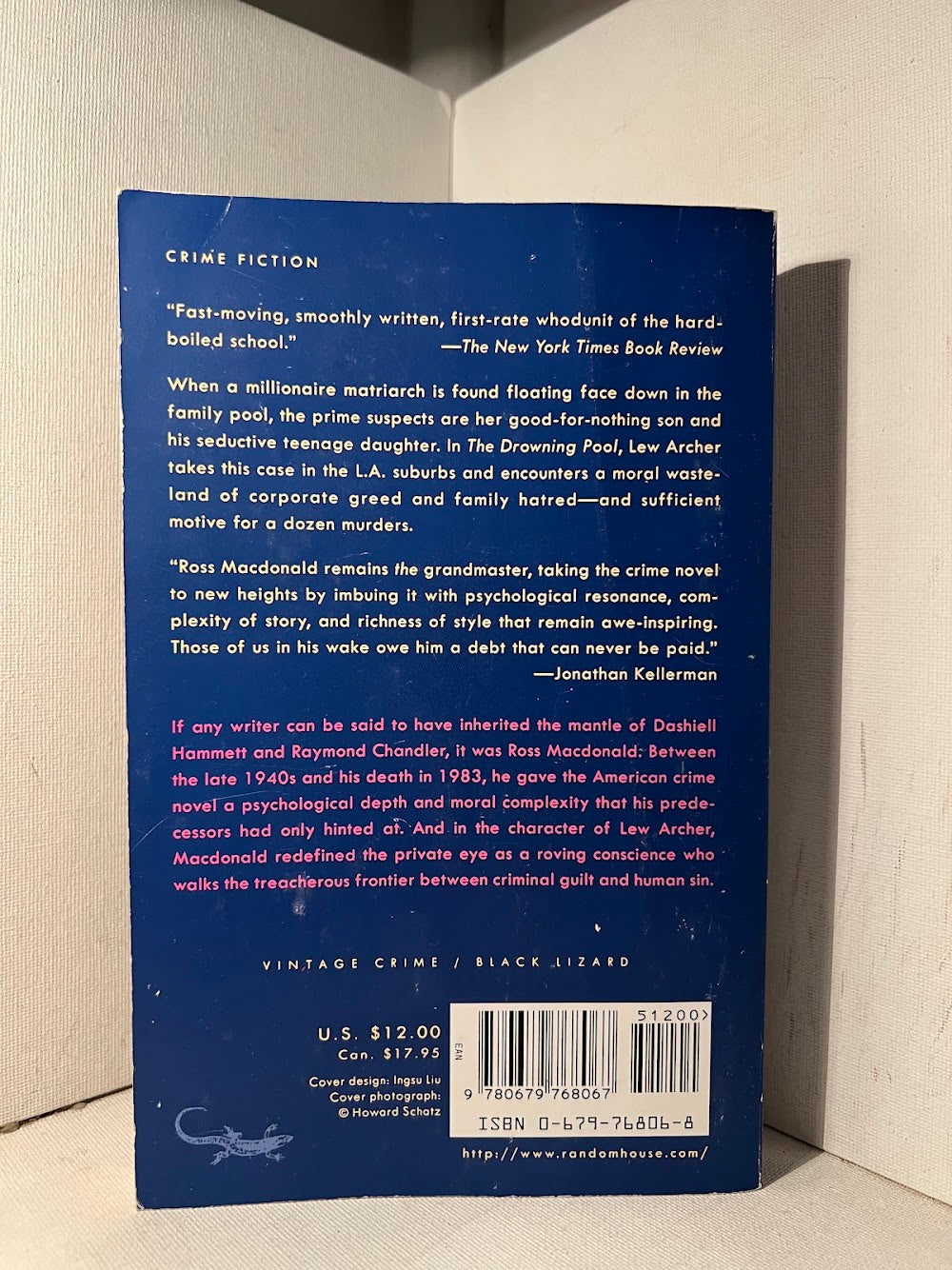 The Drowning Pool by Ross Macdonald