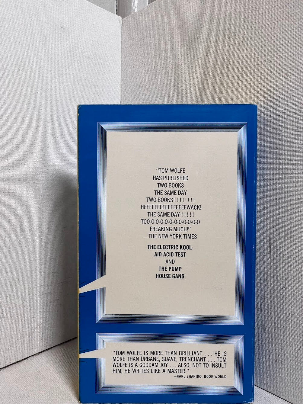 The Electric Kool-Aid Acid Test by Tom Wolfe