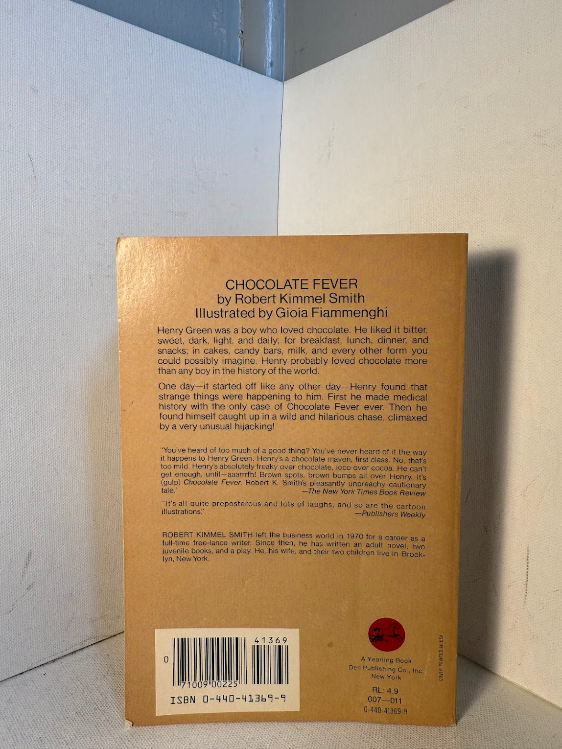 Chocolate Fever by Robert Kimmel Smith