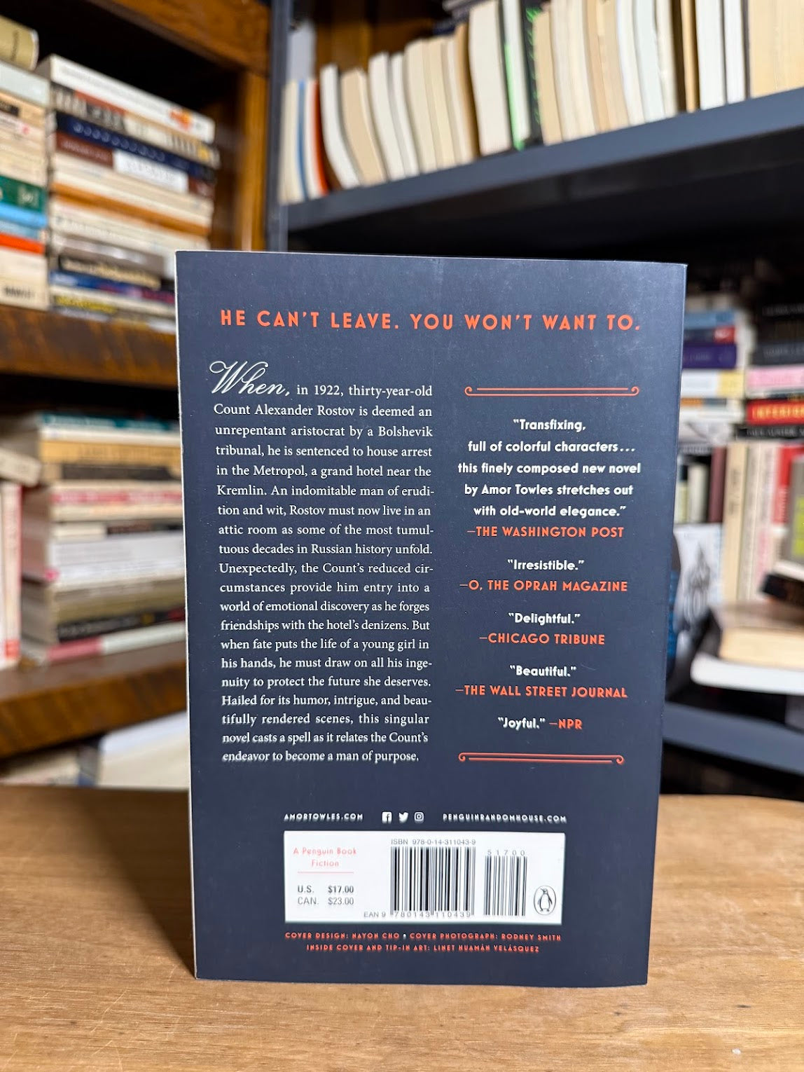 A Gentleman in Moscow by Amor Towles