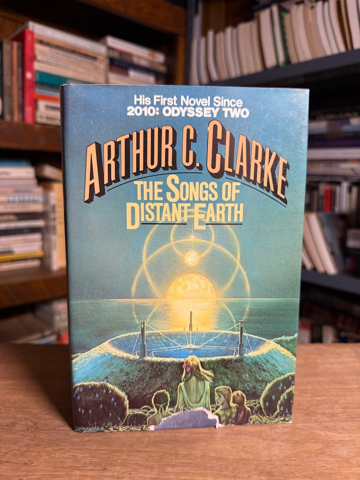 The Songs of Distant Earth by Arthur C. Clarke
