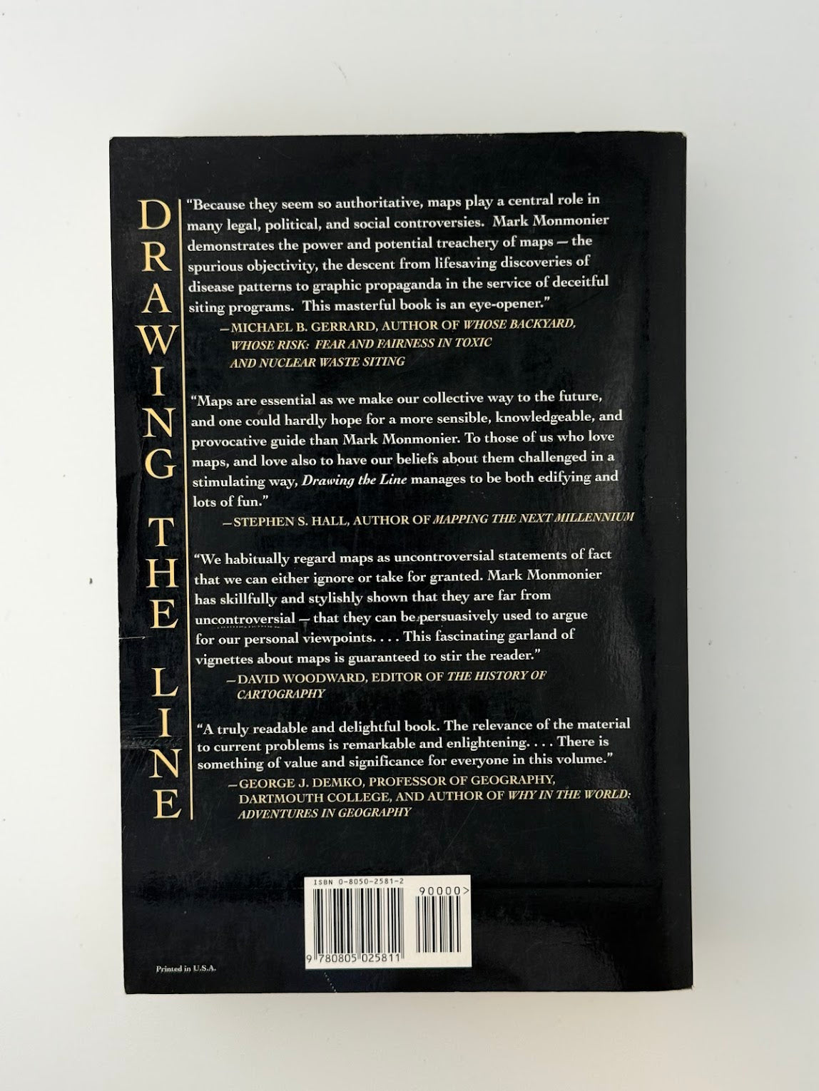Drawing the Line by Mark Monmonier