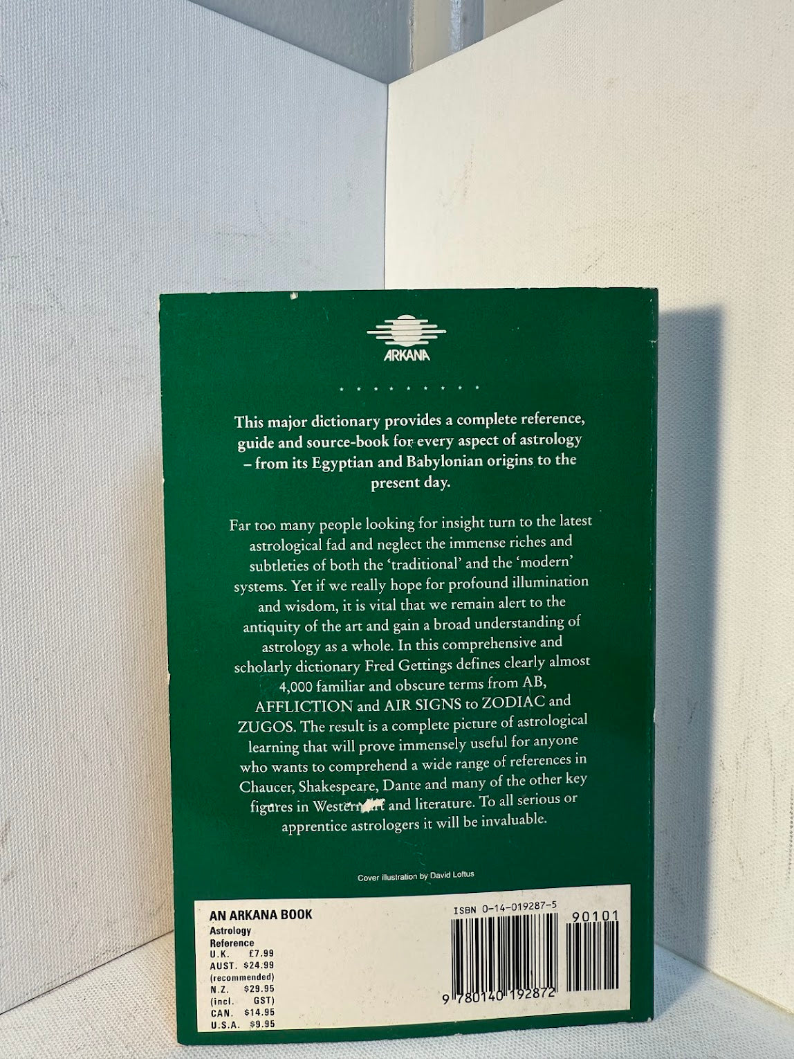 The Arkana Dictionary of Astrology by Fred Gettings