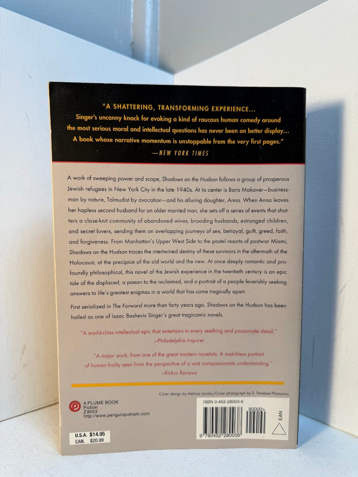 Shadows on the Hudson by Isaac Bashevis Singer