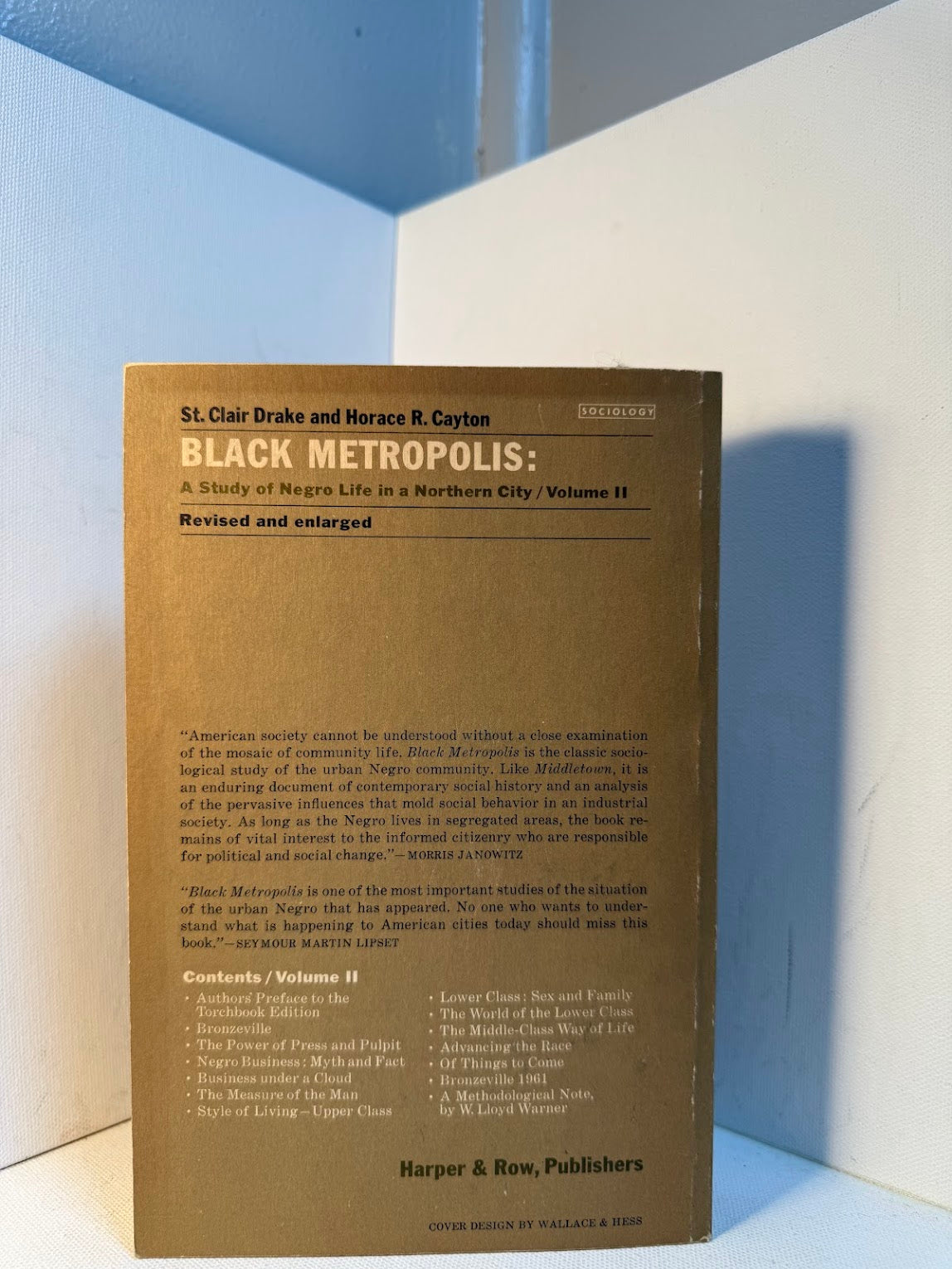 Black Metropolis by St. Clair Drake and Horace R. Cayton (Volume 2)