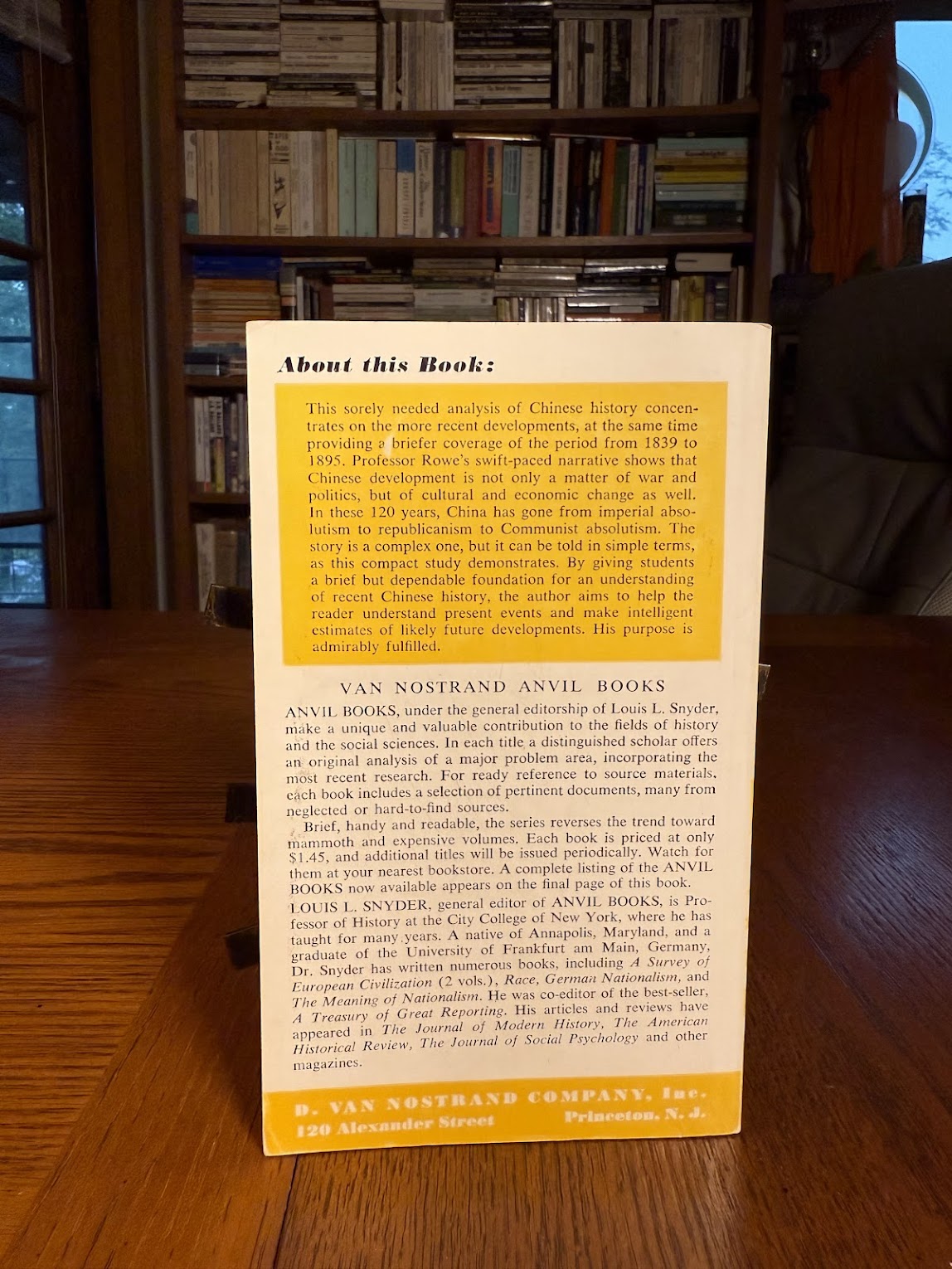 Modern China by David Nelson Rowe
