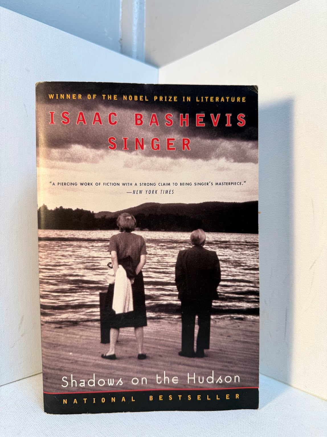 Shadows on the Hudson by Isaac Bashevis Singer
