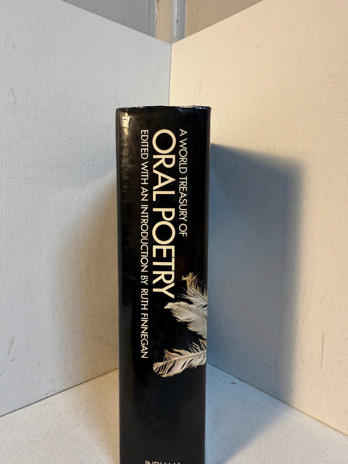 A World Treasury of Oral Poetry edited by Ruth Finnegan