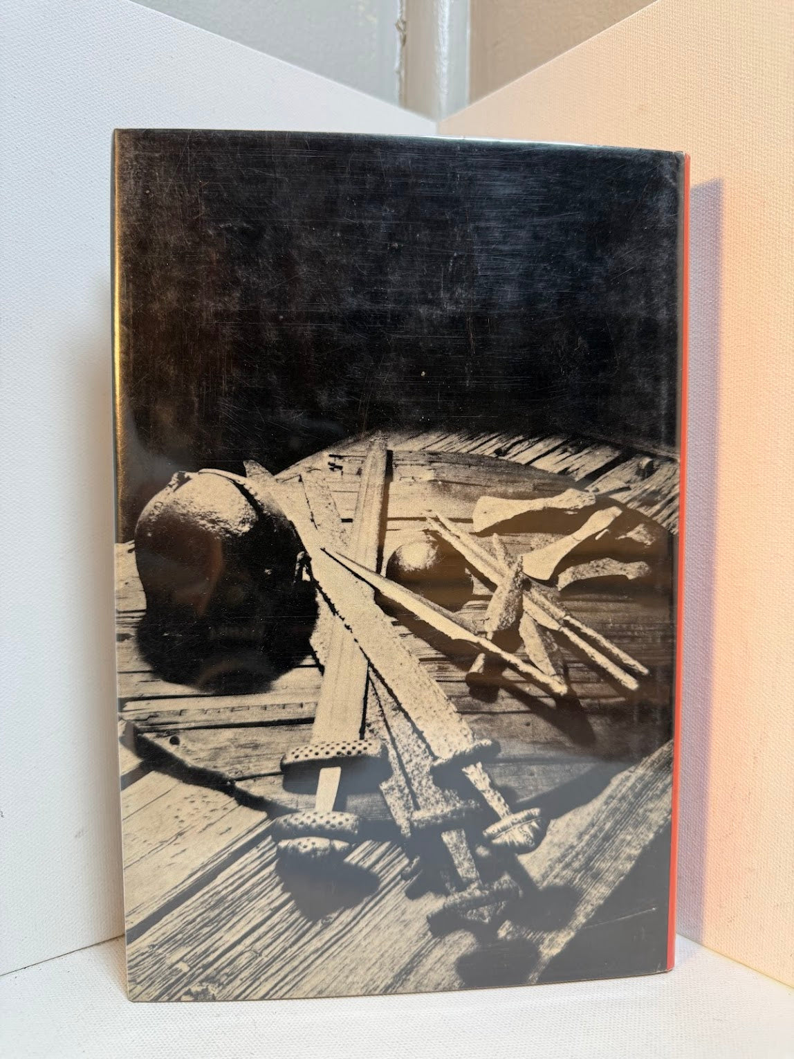 The Vikings in Britain by H.R. Loyn