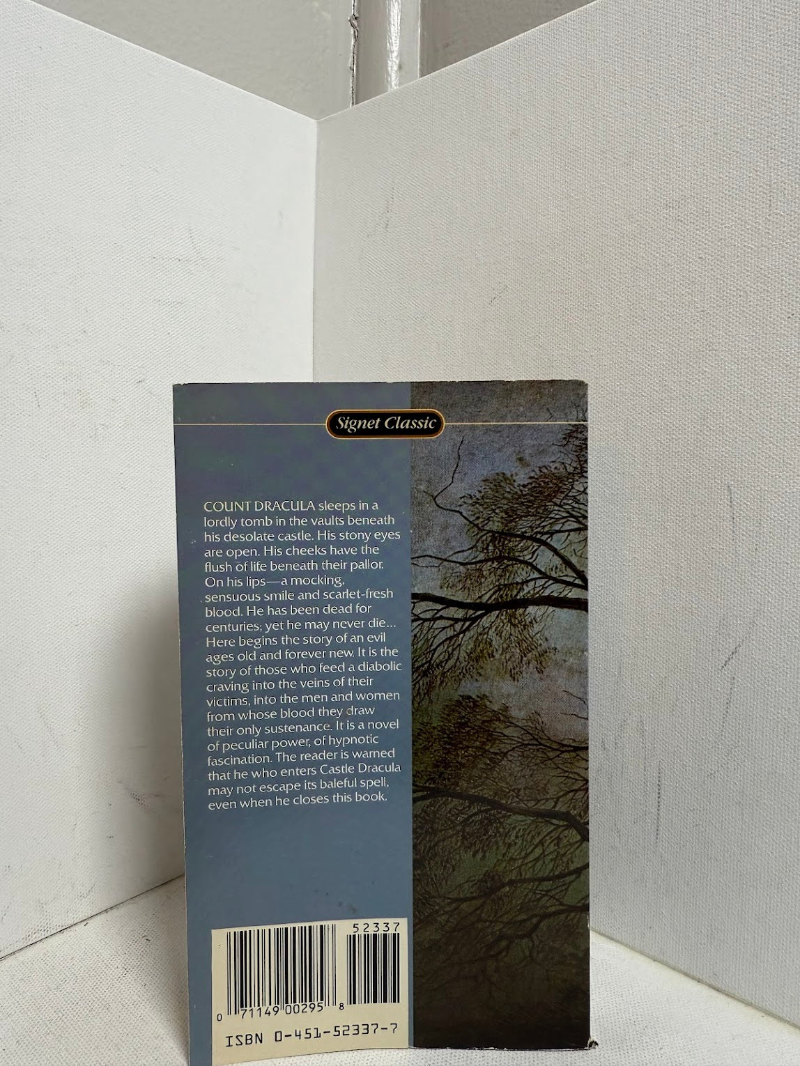 Dracula by Bram Stoker