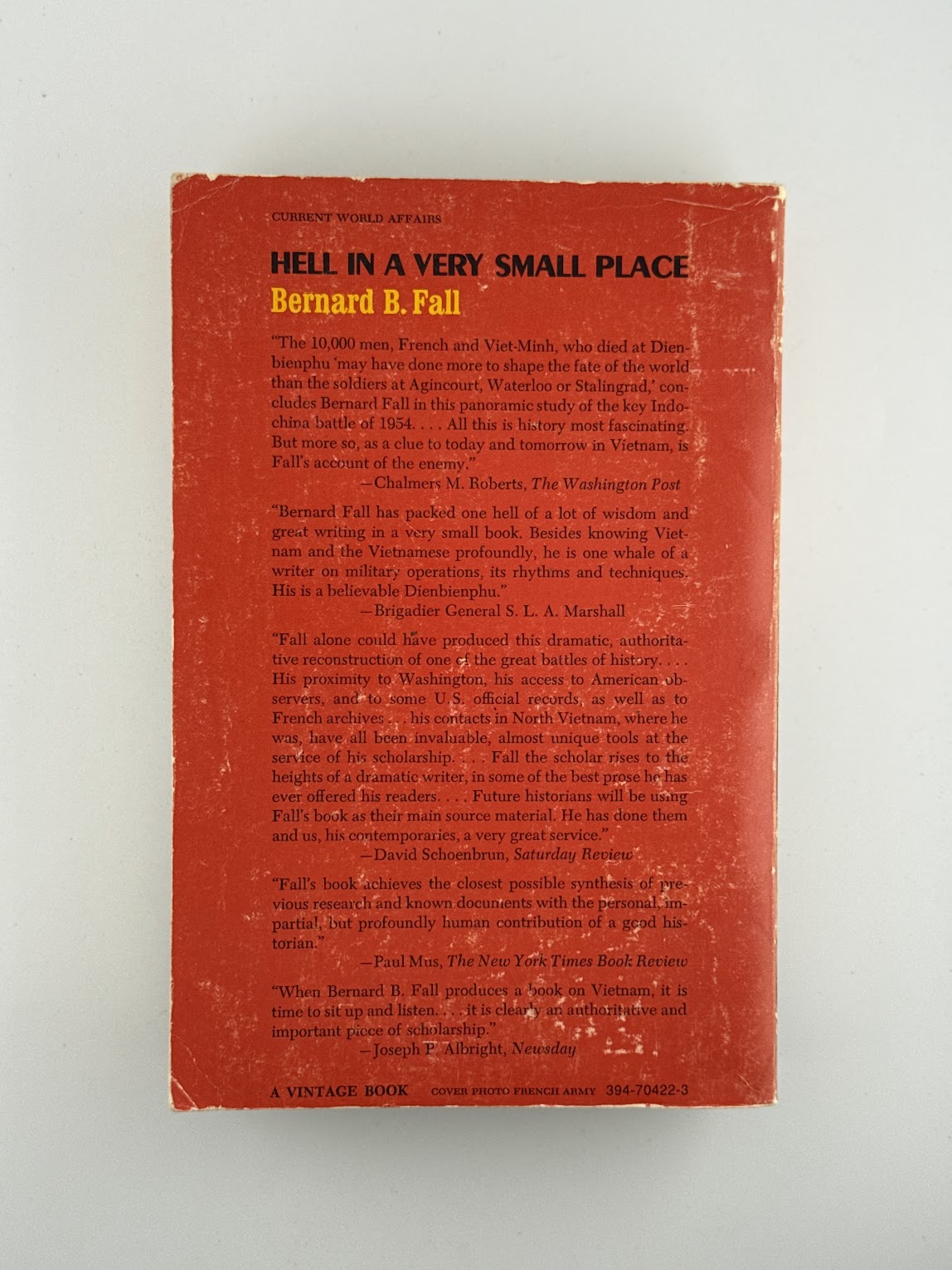 Hell in a Very Small Place - The Siege of Dien Bien Phi by Bernard B. Fall