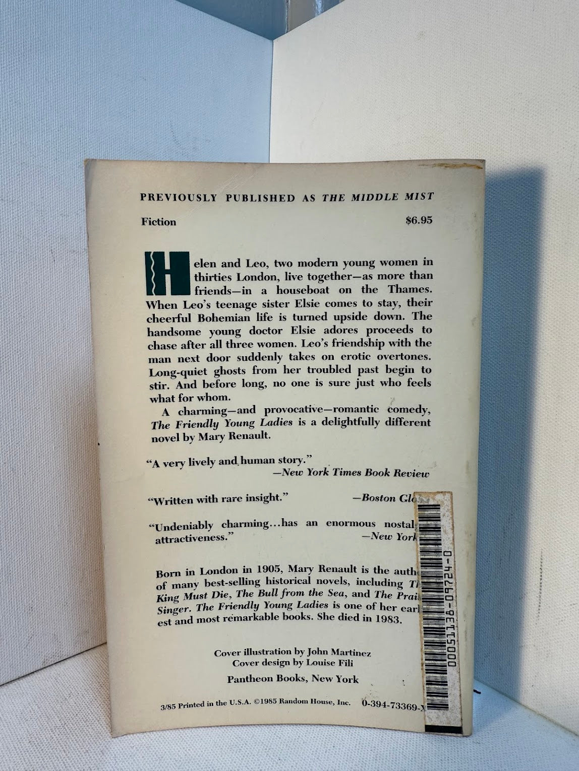 The Friendly Young Ladies by Mary Renault