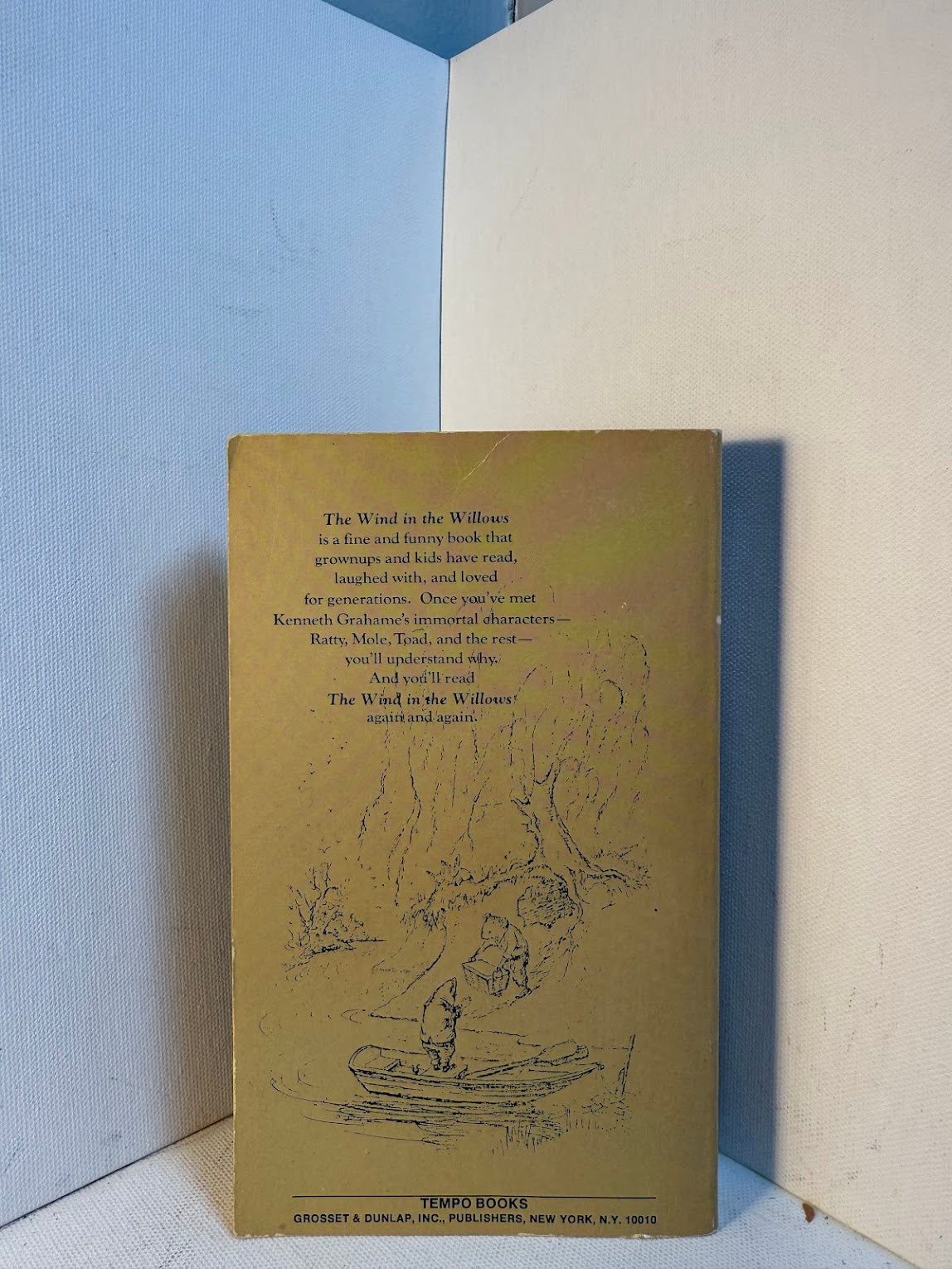 The Wind in the Willows by Kenneth Grahame