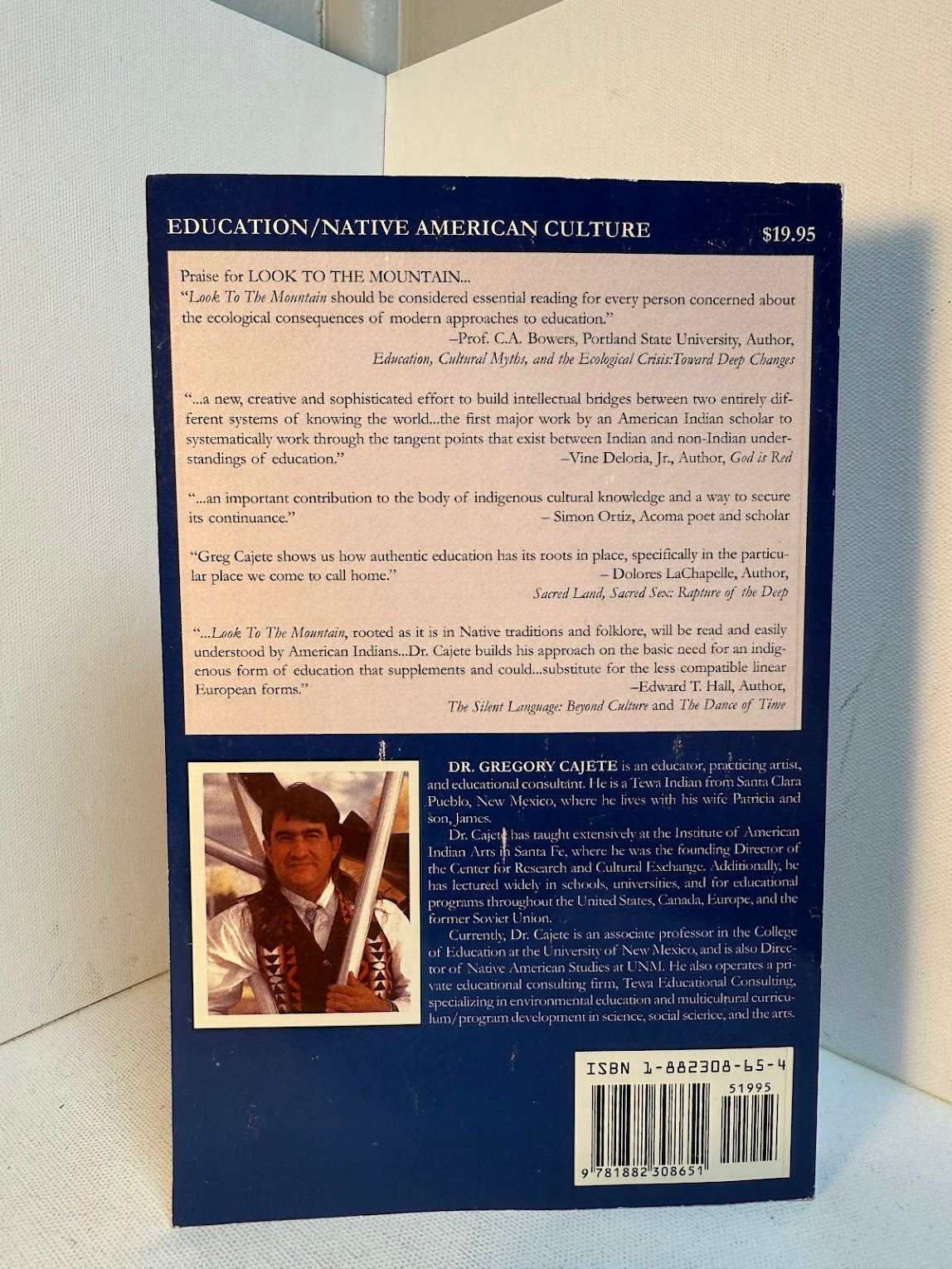 Look to the Mountain - An Ecology of Indigenous Education by Gregory Cajete