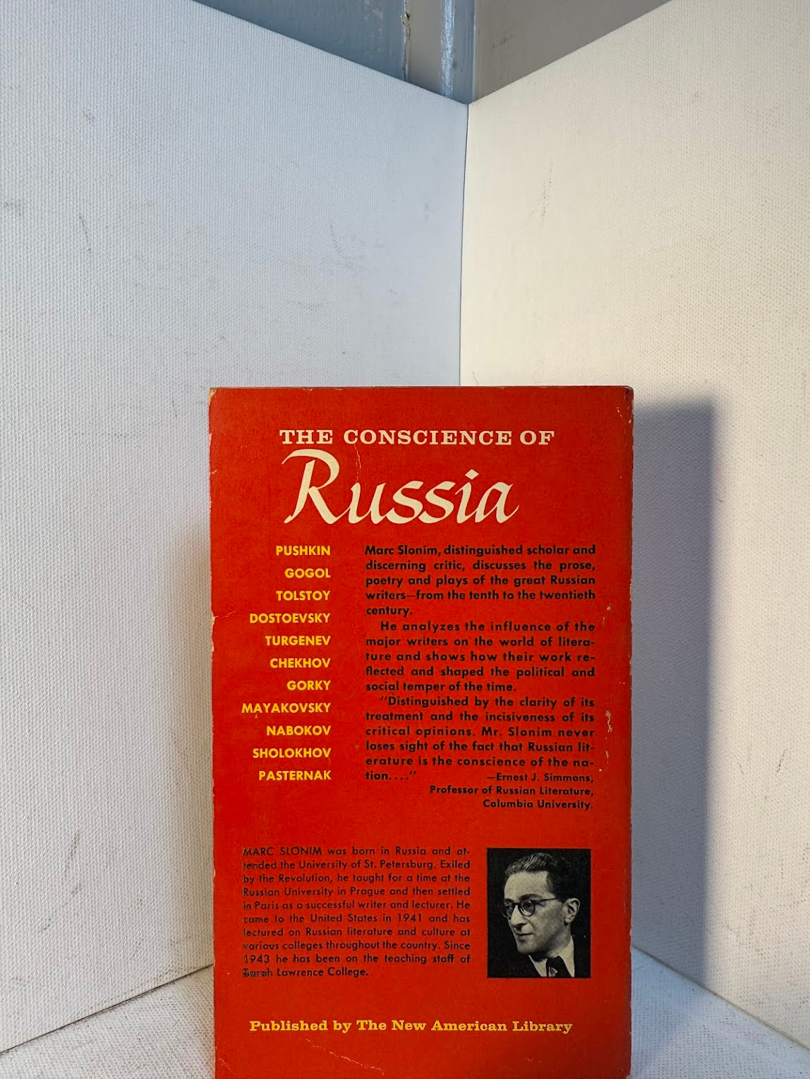 An Outline of Russian Literature by Marc Slonim