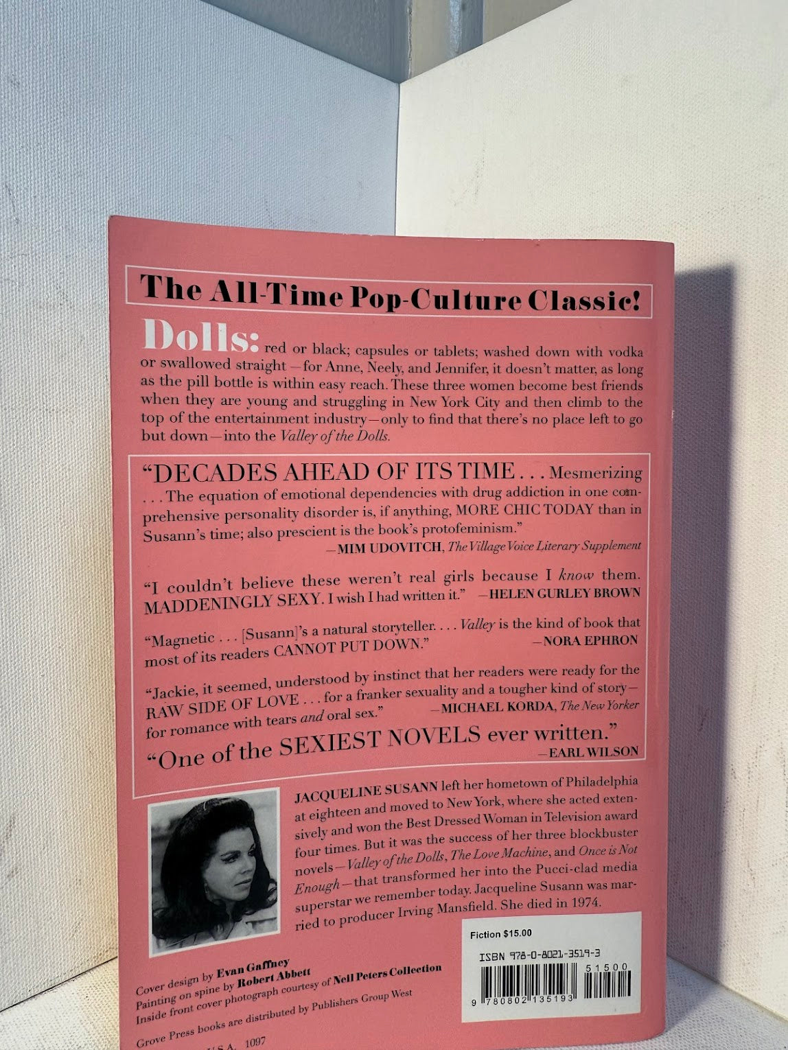 Valley of the Dolls by Jacqueline Susann