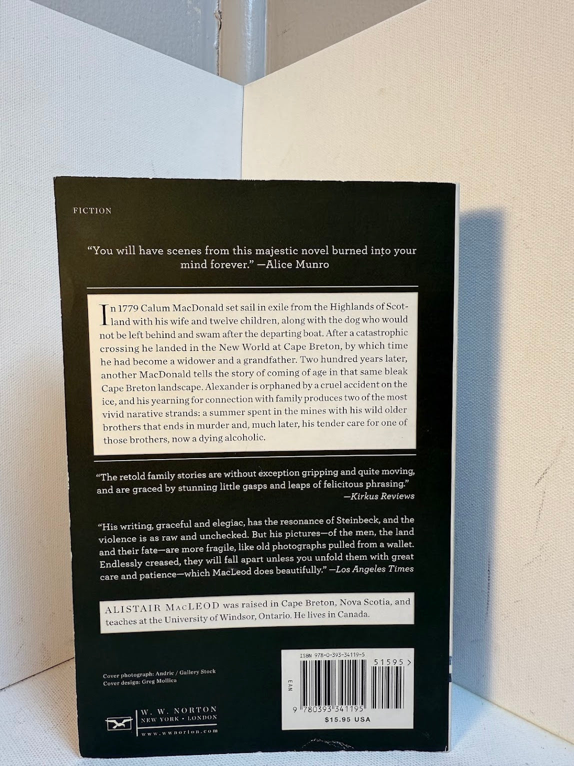 No Great Mischief by Alistair MacLeod