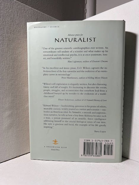 Naturalist by Edward O. Wilson