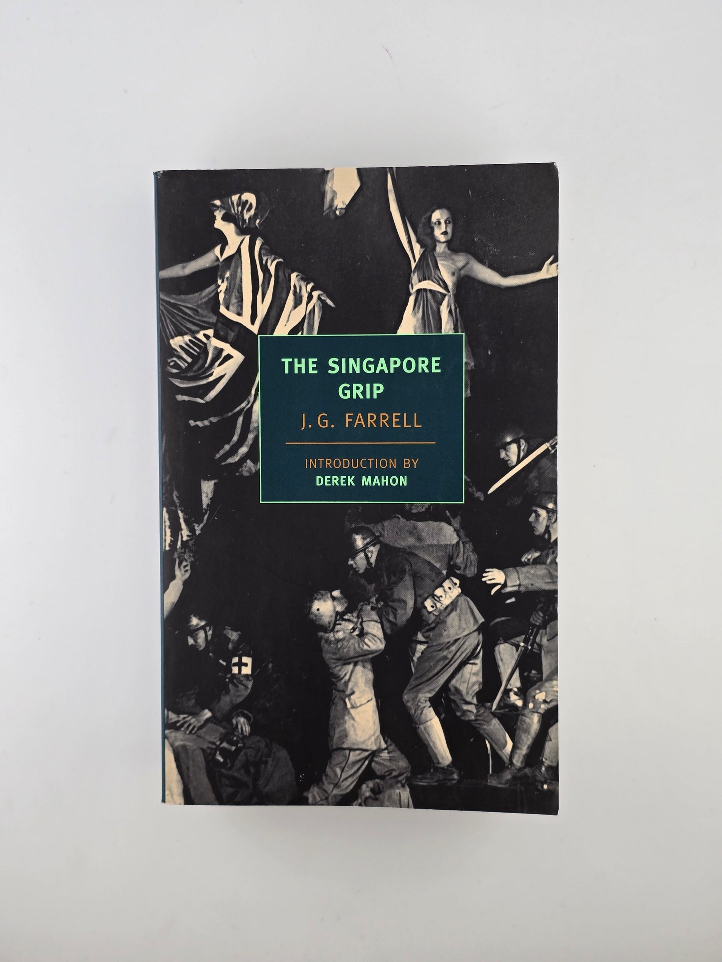 The Singapore Grip by J. G. Farrell