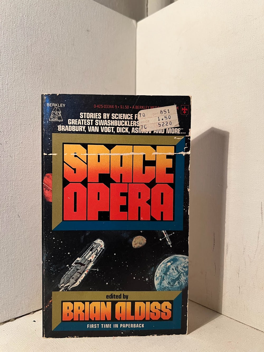 Space Opera edited by Brian Aldiss