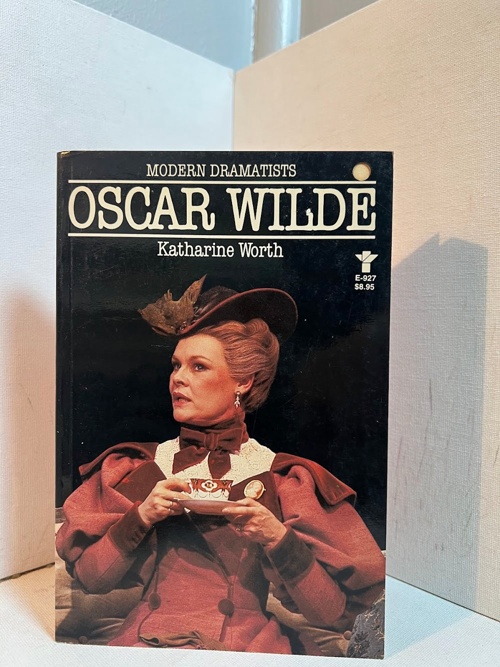 Oscar Wilde by Katharine Worth