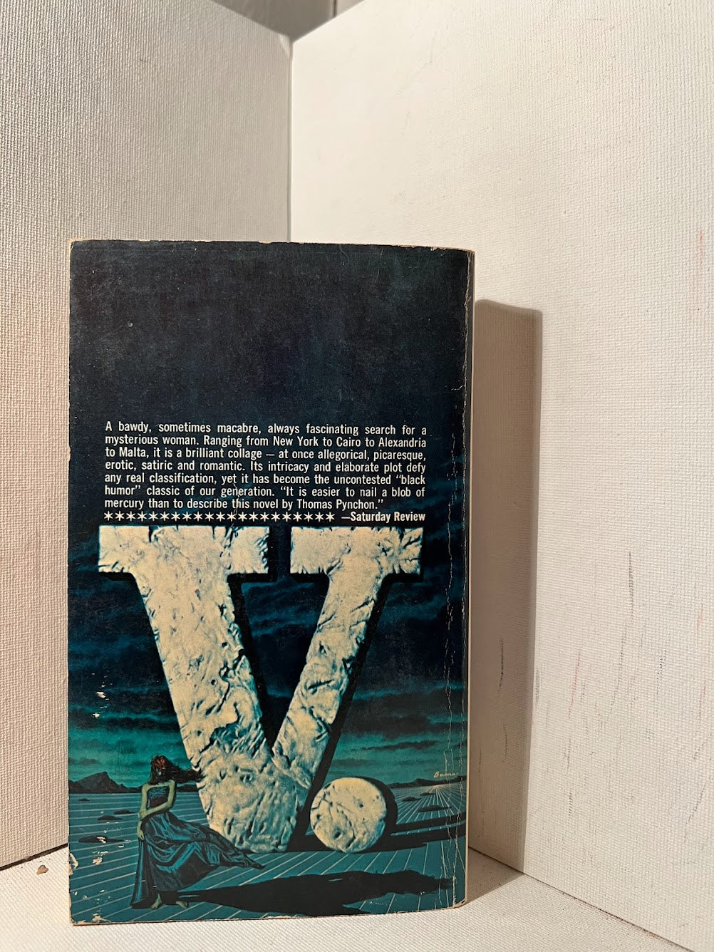 V by Thomas Pynchon