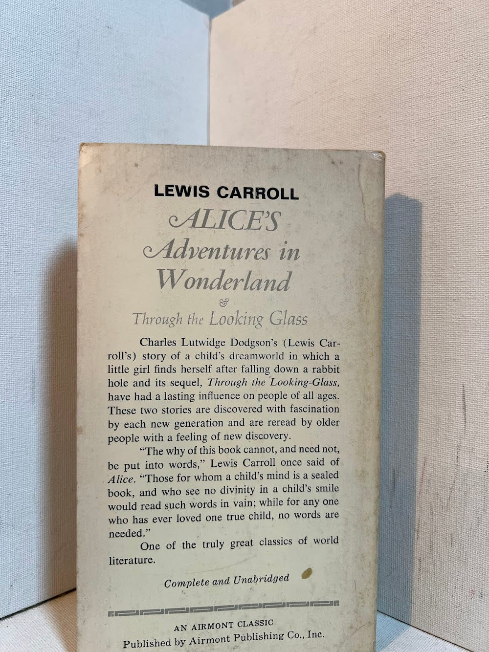 Alice's Adventures in Wonderland by Lewis Carroll