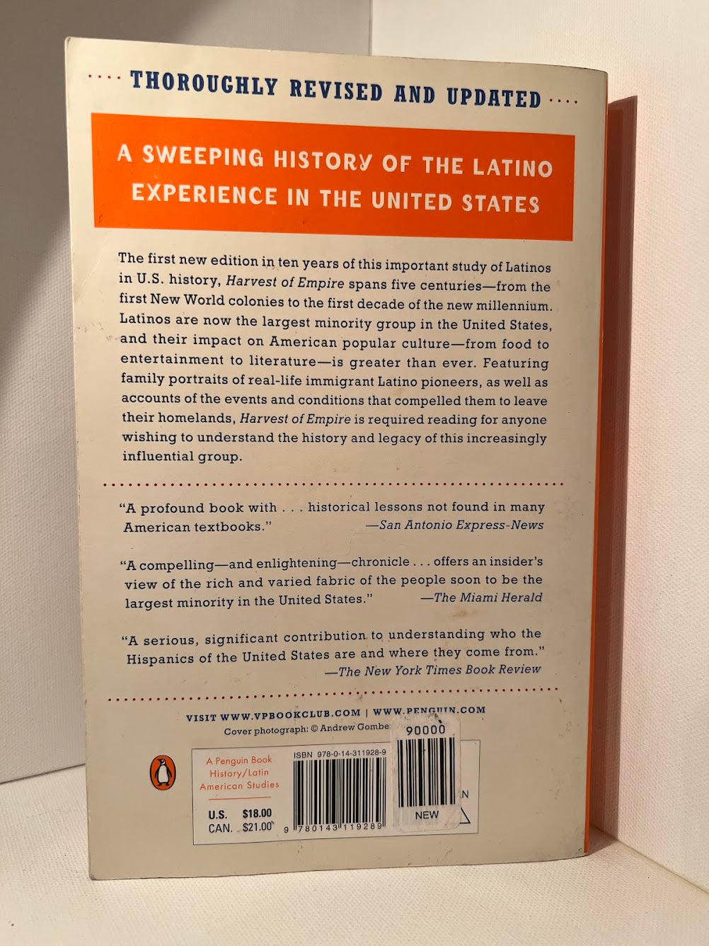 Harvest of Empire - A History of Latinos in America by Juan Gonzalez