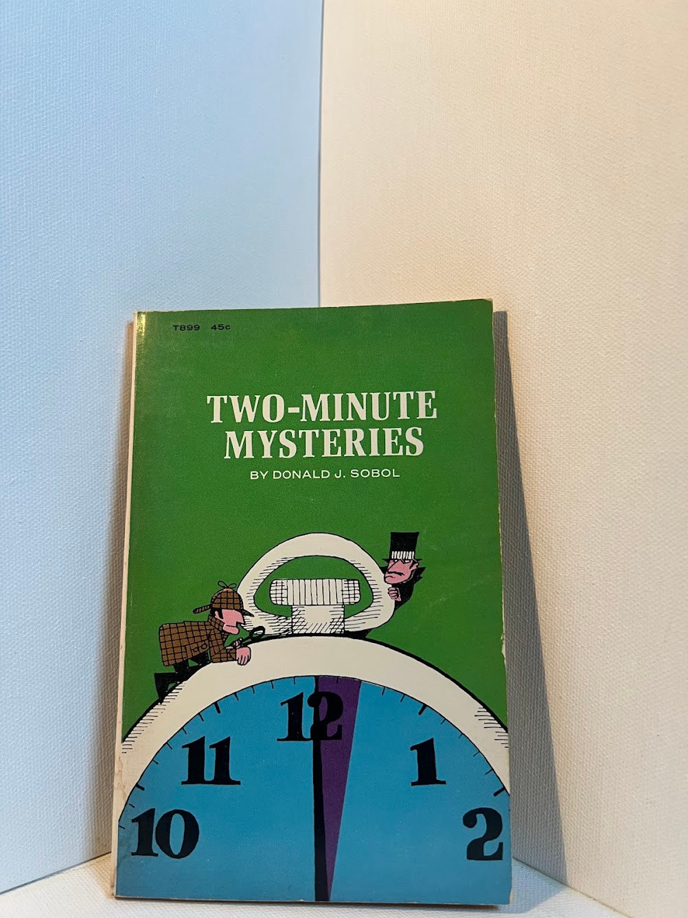 Two-Minute Mysteries by Donald J. Sobol