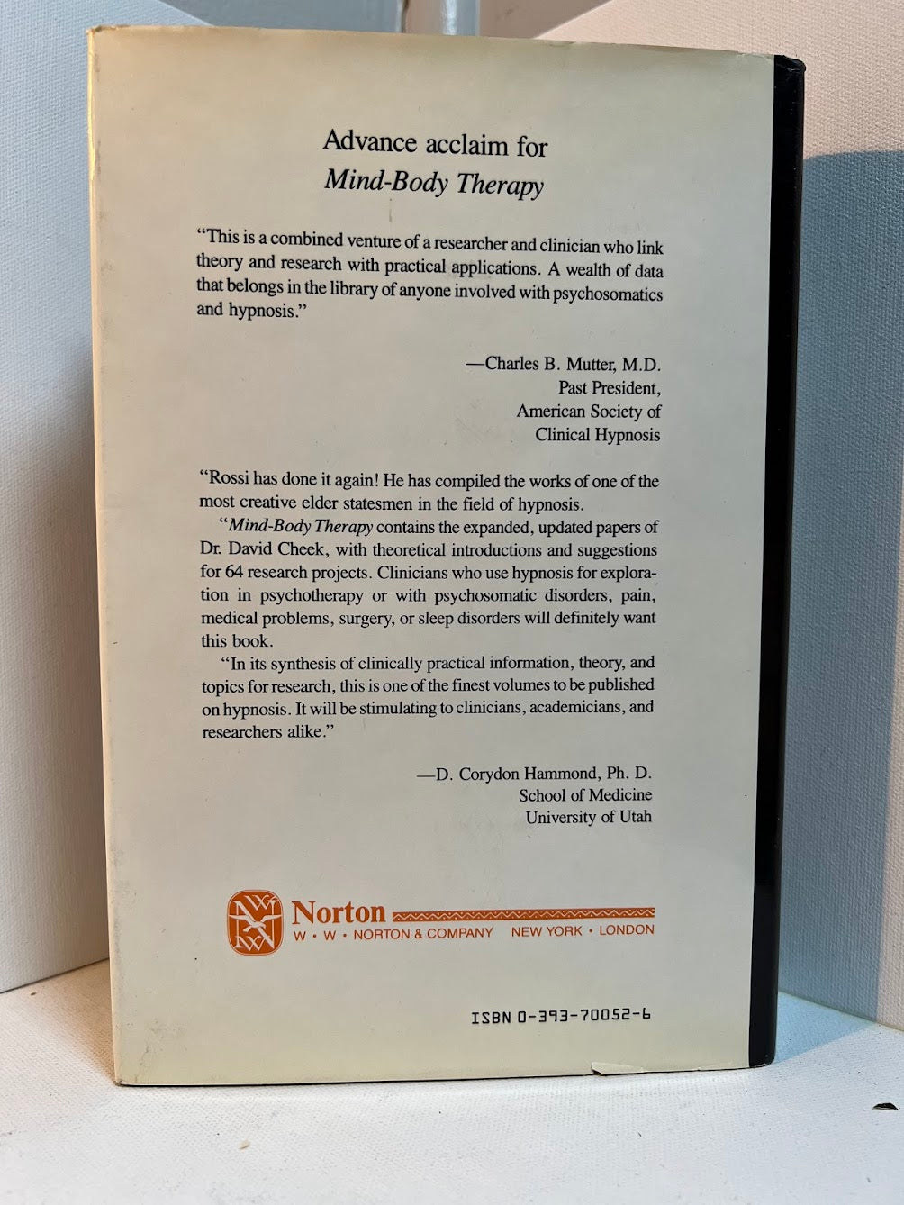 Mind-Body Therapy - Methods of Ideodynamic Healing in Hypnosis by Ernest L. Rossi & David B. Cheek