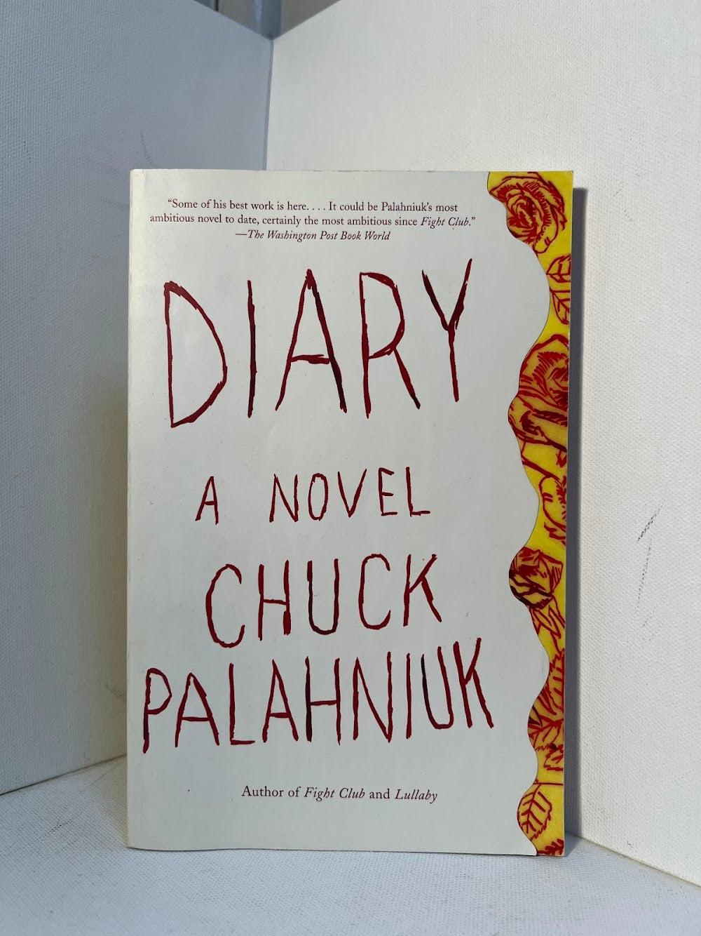 Diary by Chuck Palahniuk