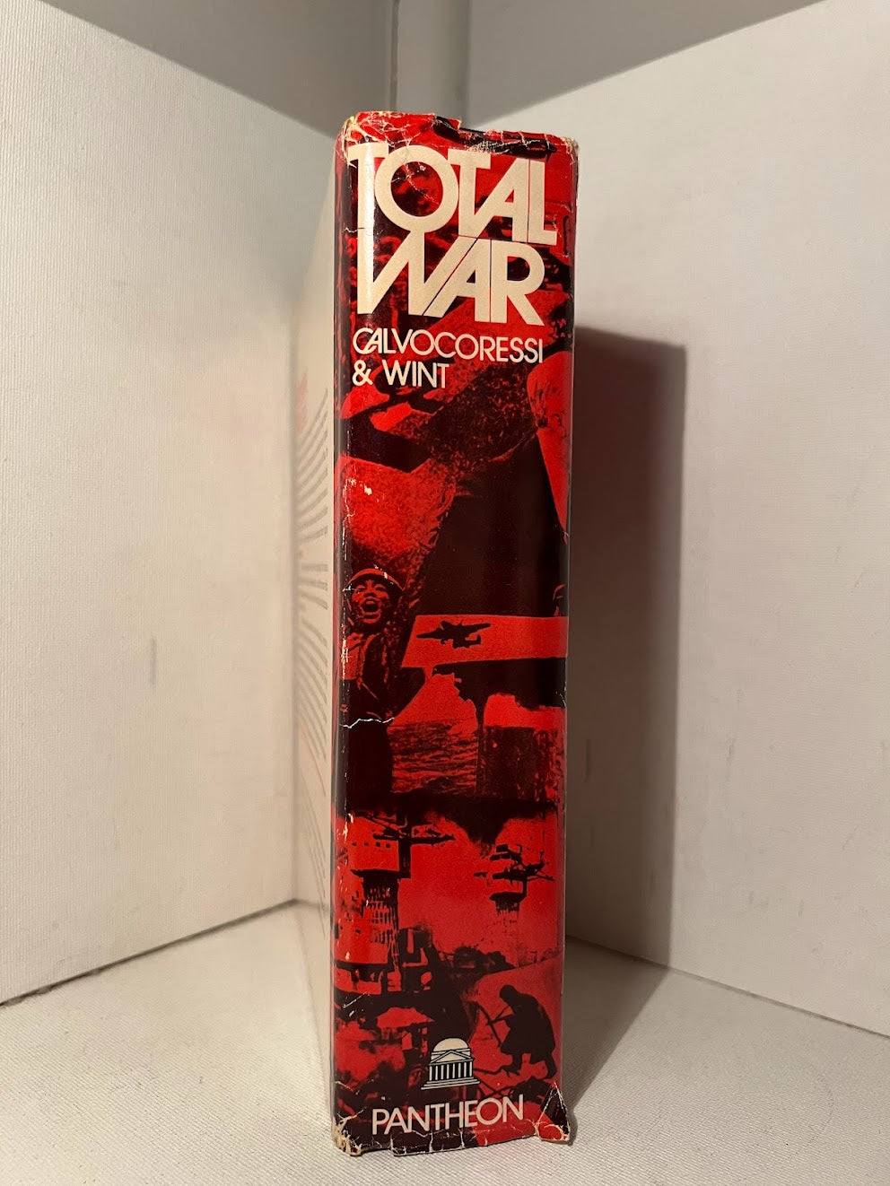 Total War: The Story of World War II by Peter Calvocoressi & Guy Wint