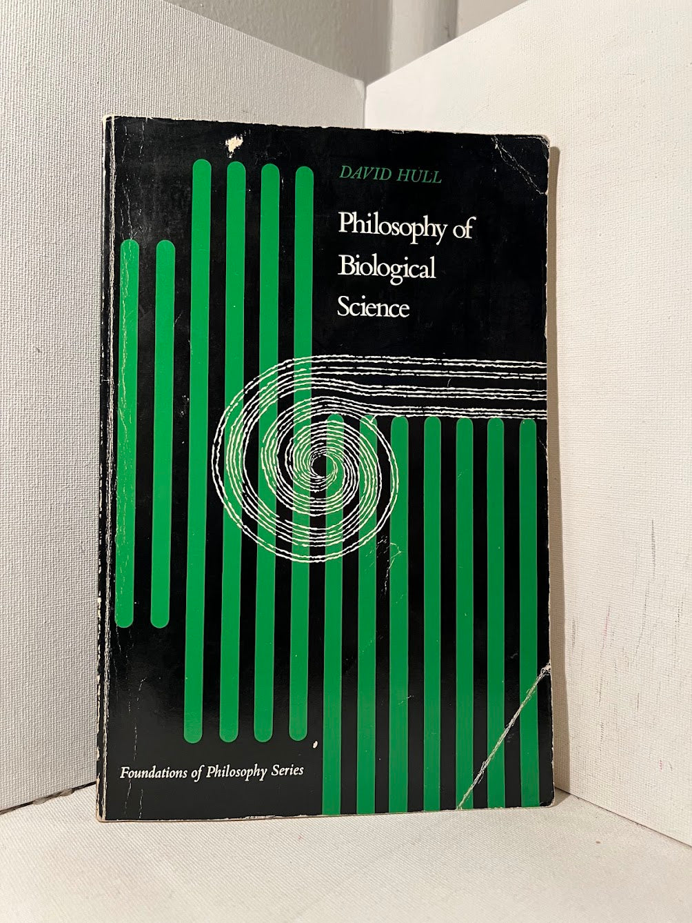 Philosophy of Biological Science by David Hull