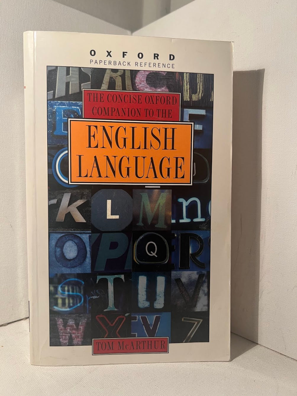 The Concise Oxford Companion to the English Language by Tom McArthur