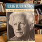 A Way of Looking at Things - Selected Papers by Erik Erikson