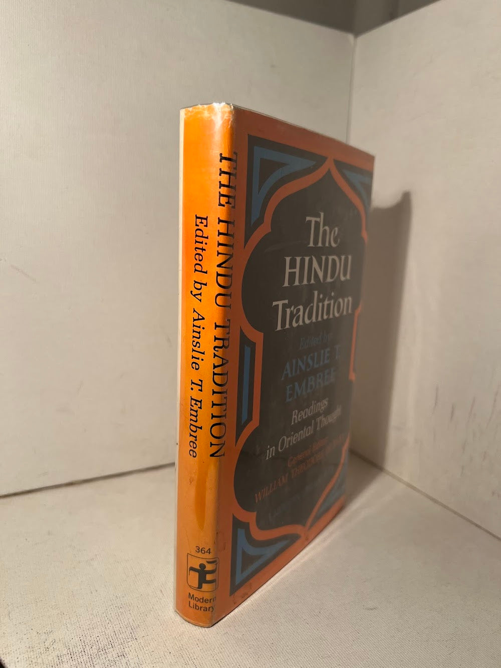 The Hindu Tradition edited by Ainslie T. Embree