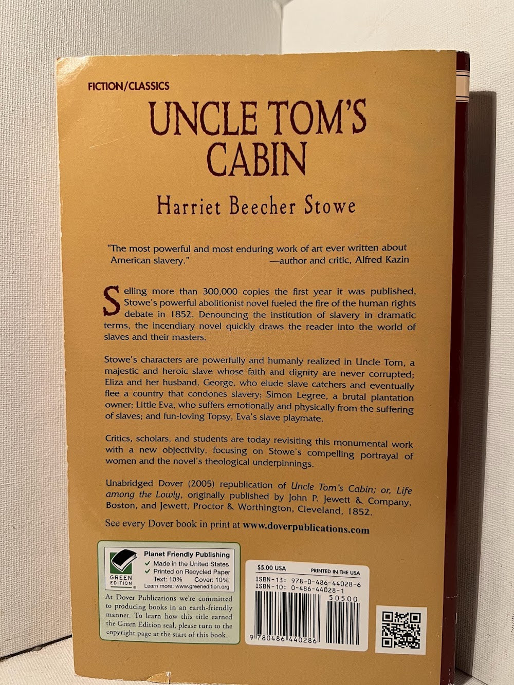 Uncle Tom's Cabin by Harriet Beecher Stowe