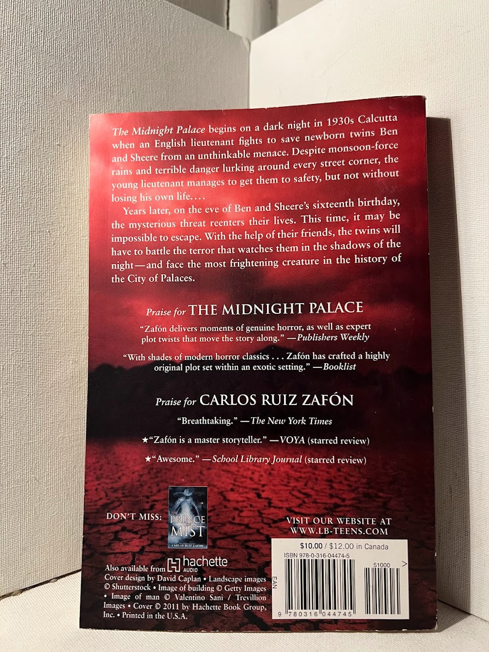 The Midnight Palace by Carlos Ruiz Zafon