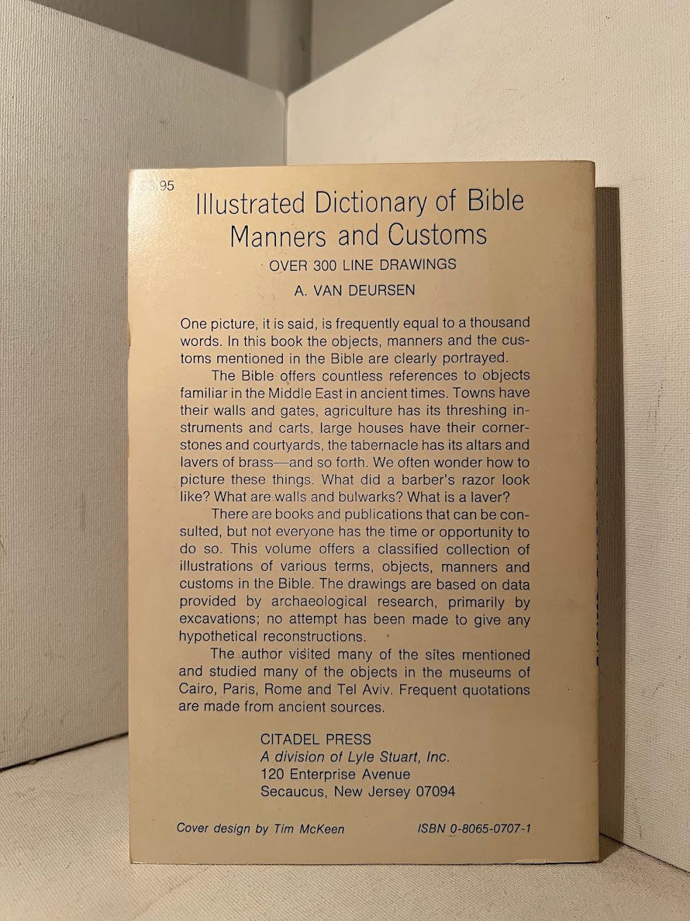 Illustrated Dictionary of Bible Manners and Customs by A. Van Deursen