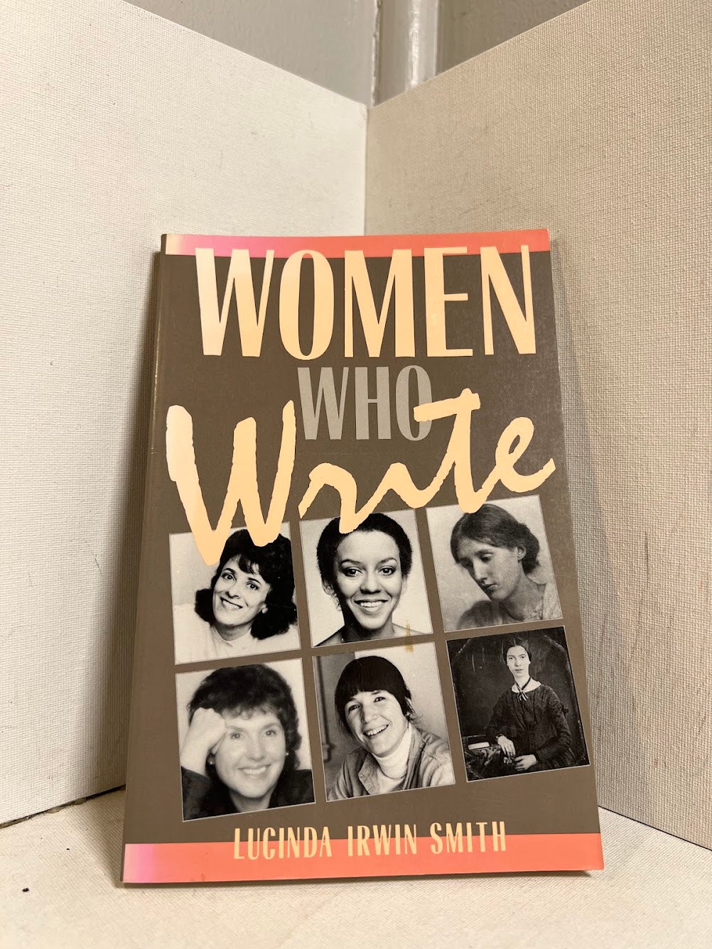 Women Who Write by Lucinda Irwin Smith