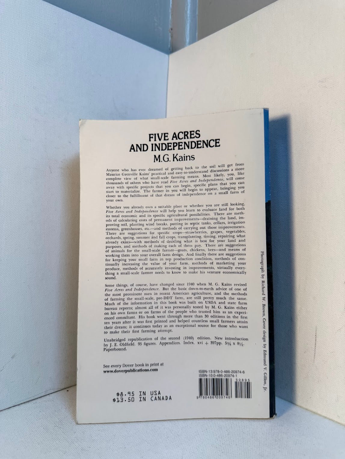 Five Acres and Independence by M.G. Kains