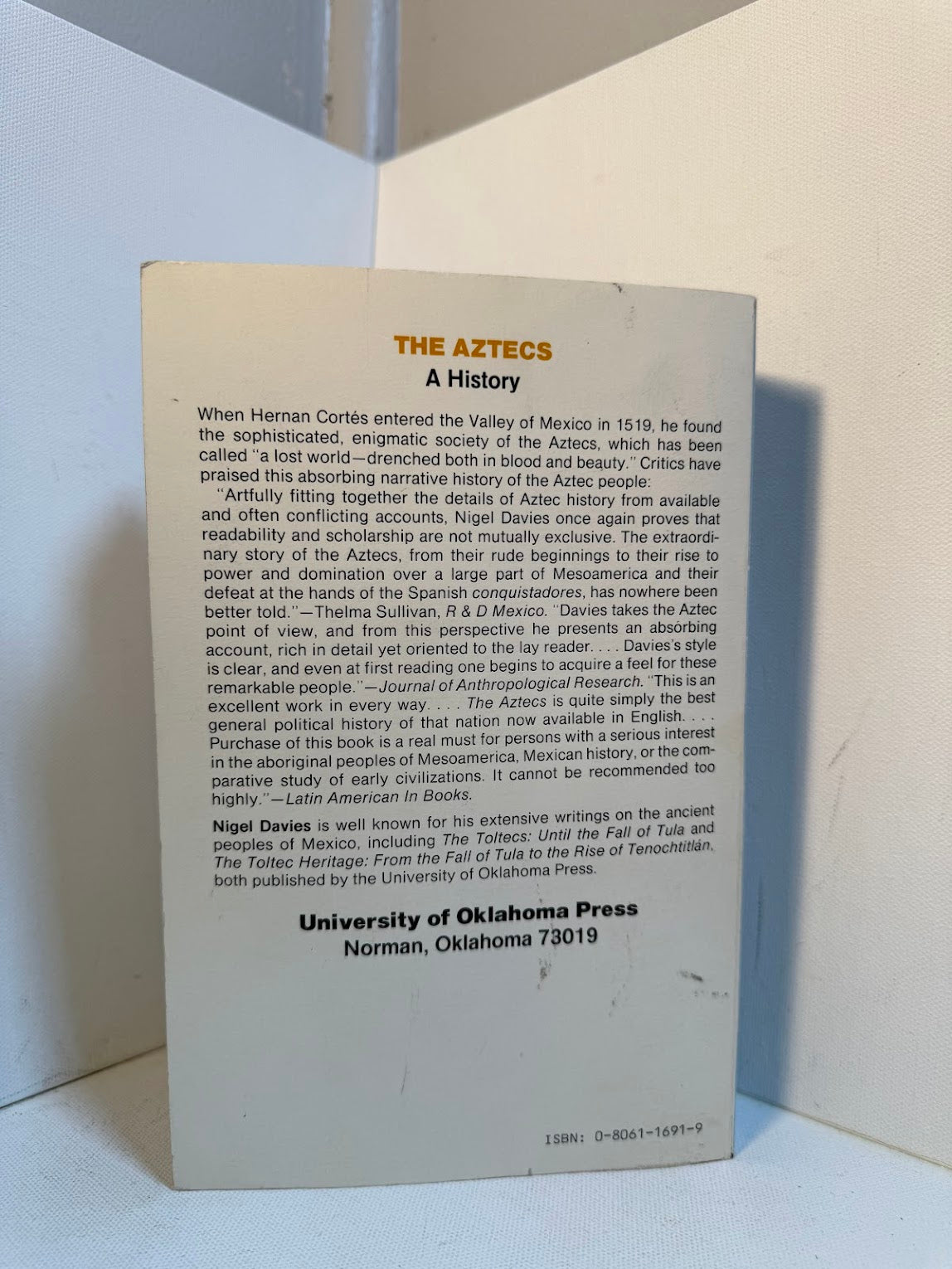 The Aztecs by Nigel Davies