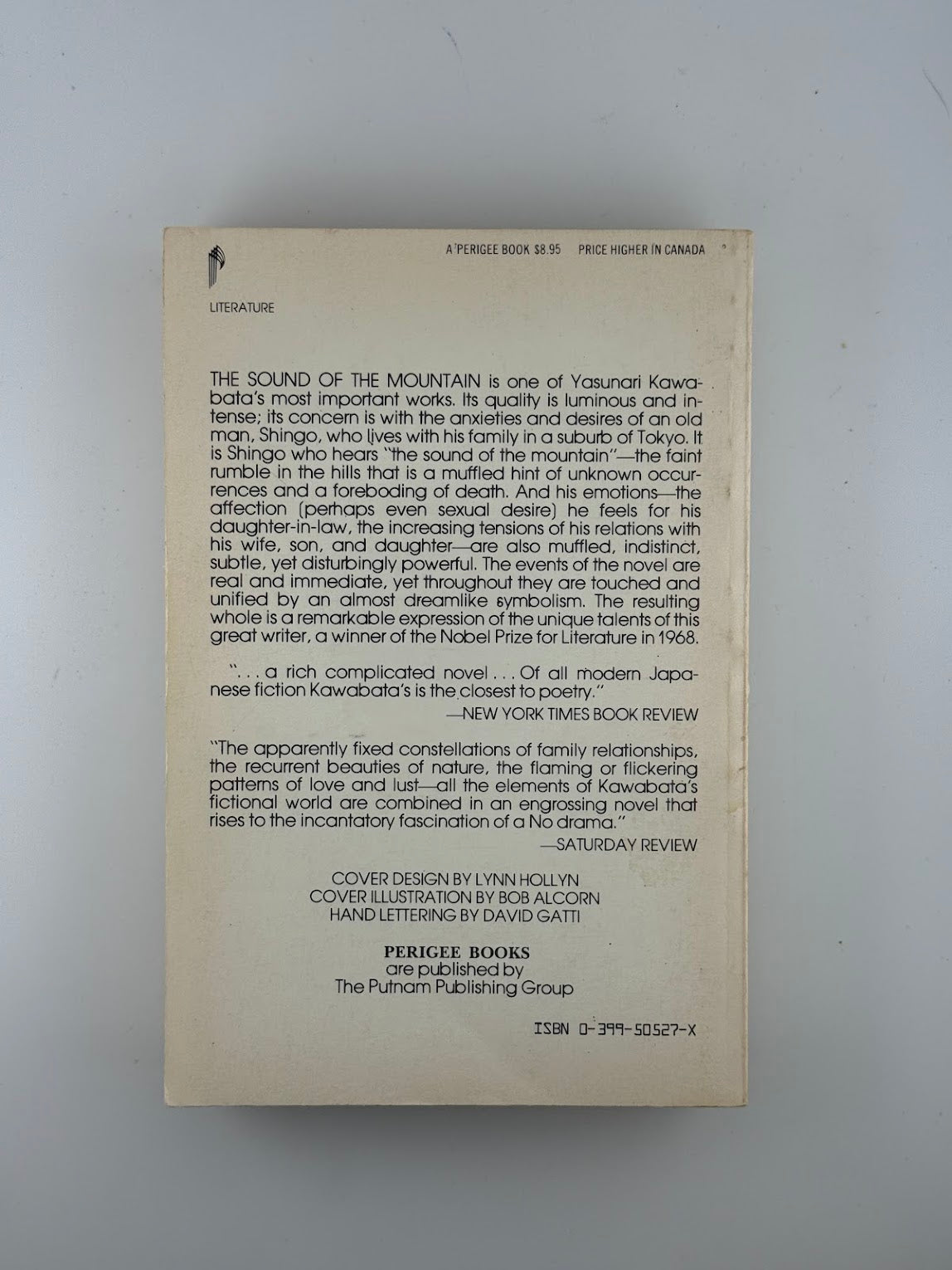 The Sound of the Mountain by Yasunari Kawabata