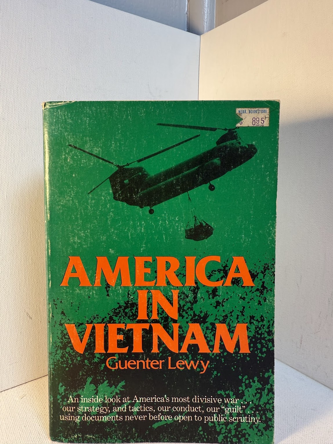 America in Vietnam by Guenter Lewy