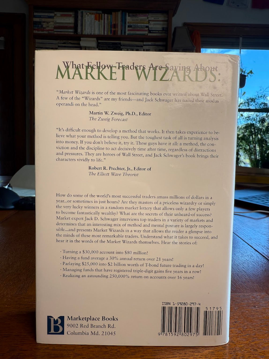 Market Wizards - Interviews with Top Traders by Jack D. Schwager